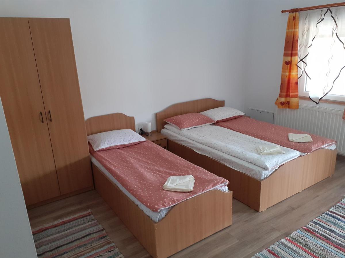Kacso Apartma Ocna de Sus Extérieur photo